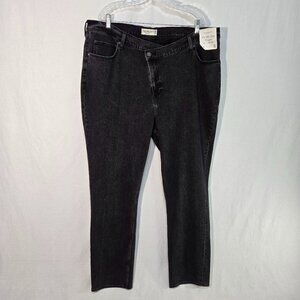 ABERCROMBIE & FITCH The '90s Slim Straight Hi-Rise Black Jeans Size 36/22R NEW!